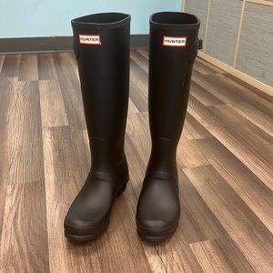 Hunter boots size US 9